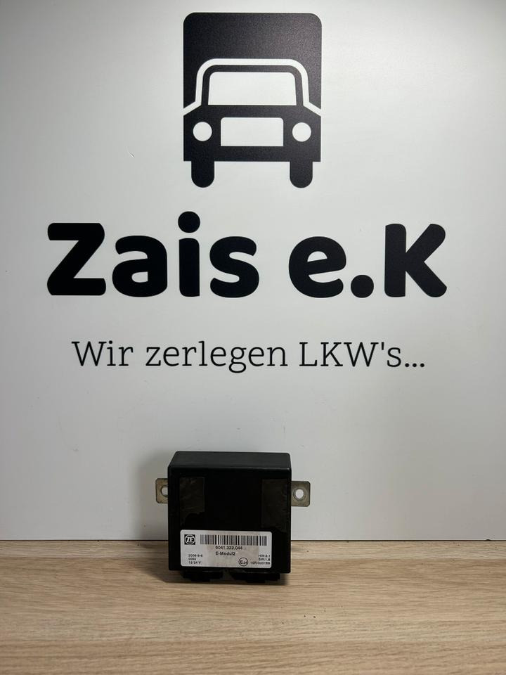 DAF XF Truck Steuergerät 6041.322.044 - Piesă de schimb: Foto 1 DAF XF Truck Steuergerät 6041.322.044 - Piesă de schimb: Foto 1