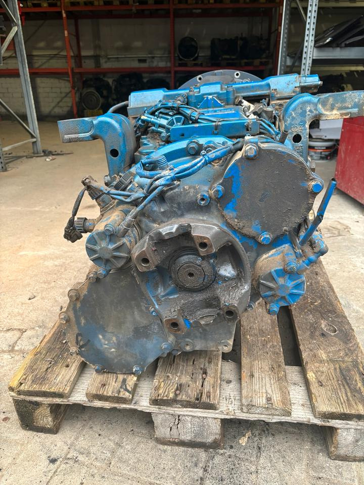 SCANIA 420 GRS 900 halbautomatik getriebe - Transmisie pentru Camion: Foto 5 SCANIA 420 GRS 900 halbautomatik getriebe - Transmisie pentru Camion: Foto 5