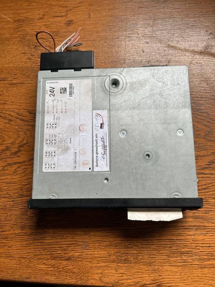 Siemens VDO A2C533367766 Digital Tachograph - Tahograf pentru Camion: Foto 1 Siemens VDO A2C533367766 Digital Tachograph - Tahograf pentru Camion: Foto 1