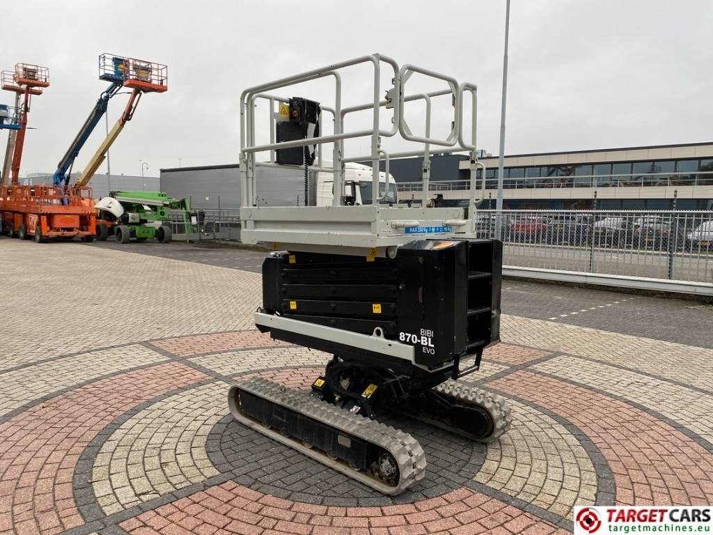 Almac Bibi 870-BL EVO Tracked Scissor Work Lift 790cm - Platforma foarfeca: Foto 2 Almac Bibi 870-BL EVO Tracked Scissor Work Lift 790cm - Platforma foarfeca: Foto 2