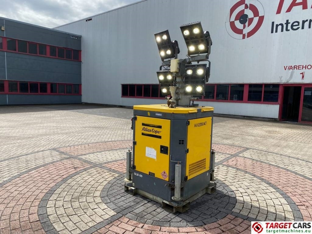Atlas Copco QLB60 Tower Light 4x350W Led - Turnul de iluminat: Foto 4 Atlas Copco QLB60 Tower Light 4x350W Led - Turnul de iluminat: Foto 4