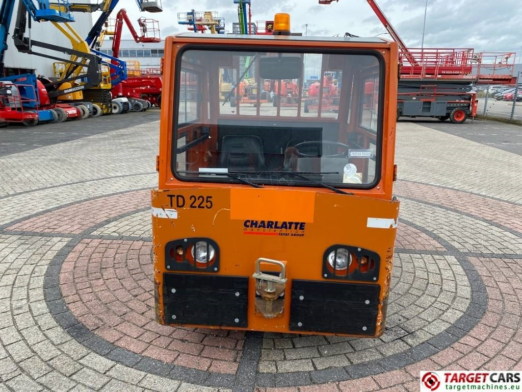 Charlatte TD225 Diesel Tow Truck Tractor 18T capacity  - Tractor electric: Foto 2 Charlatte TD225 Diesel Tow Truck Tractor 18T capacity  - Tractor electric: Foto 2