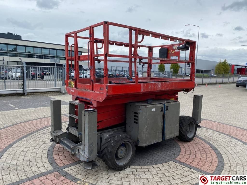 Genie GS-2669RT Diesel 4x4 Scissor 2669 Work Lift 1000cm  - Platforma foarfeca: Foto 3 Genie GS-2669RT Diesel 4x4 Scissor 2669 Work Lift 1000cm  - Platforma foarfeca: Foto 3