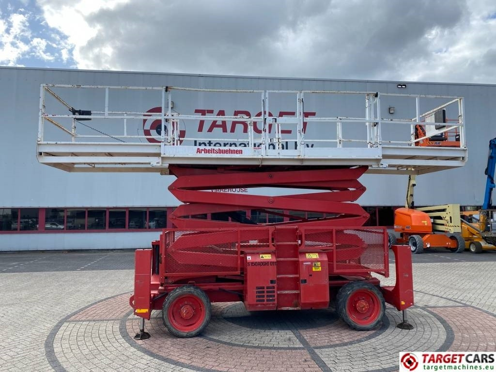 Genie GS-4390RT Diesel 4x4 Scissor Work LIft 1511cm  - Platforma foarfeca: Foto 5 Genie GS-4390RT Diesel 4x4 Scissor Work LIft 1511cm  - Platforma foarfeca: Foto 5