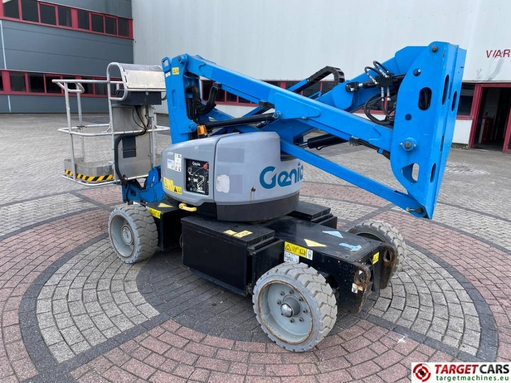Genie Z-33/18 Electric Articulated Boom Work Lift 1200cm - Nacela articulata: Foto 4 Genie Z-33/18 Electric Articulated Boom Work Lift 1200cm - Nacela articulata: Foto 4