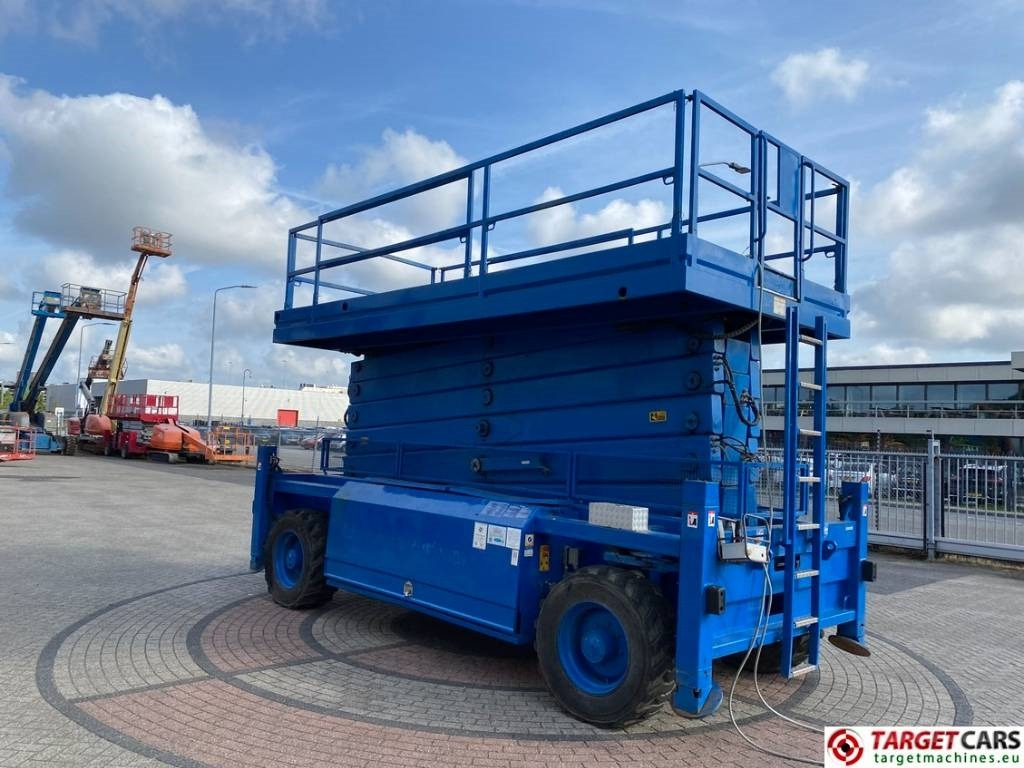 HAB S280-25D 4WDS Diesel 4x4x4 Scissor Lift 2800cm - Platforma foarfeca: Foto 2 HAB S280-25D 4WDS Diesel 4x4x4 Scissor Lift 2800cm - Platforma foarfeca: Foto 2