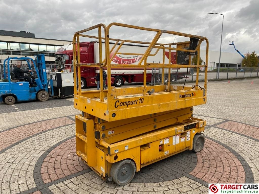 Haulotte Compact 10 Electric Scissor Work Lift 1015cm  - Platforma foarfeca: Foto 3 Haulotte Compact 10 Electric Scissor Work Lift 1015cm  - Platforma foarfeca: Foto 3