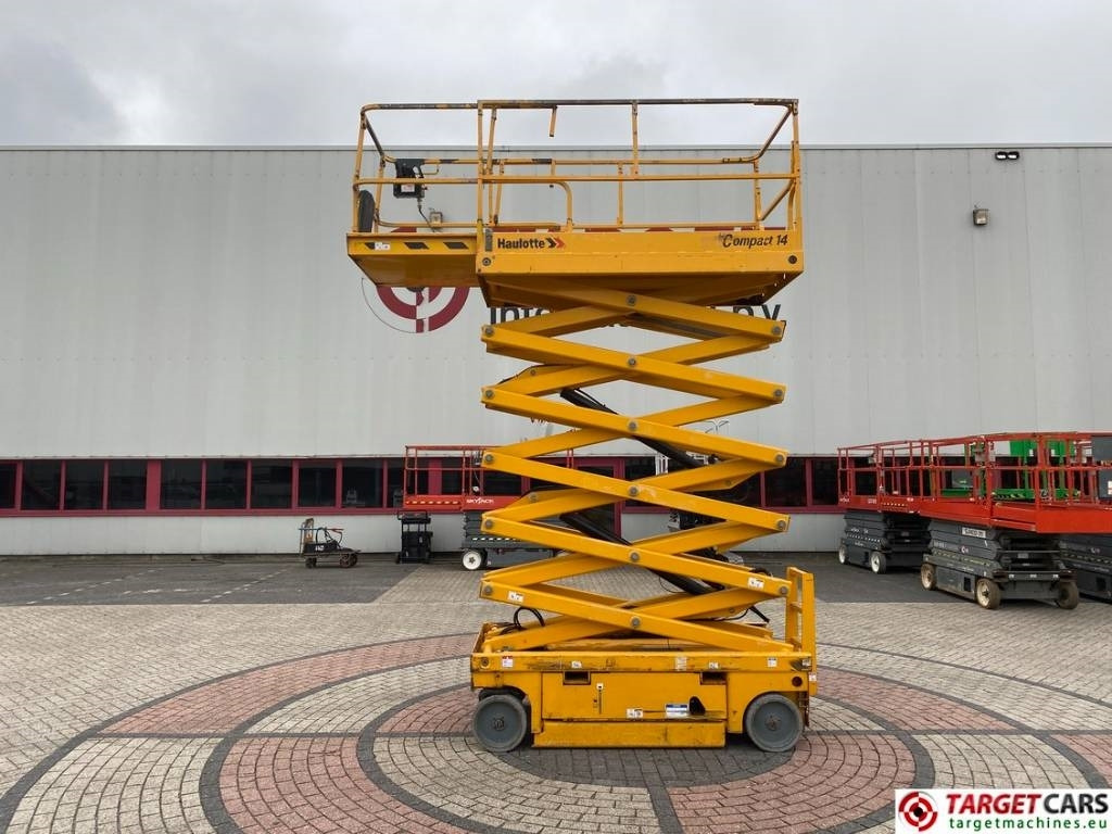 Haulotte Compact 14 Electric Scissor Work Lift 1385cm  - Platforma foarfeca: Foto 5 Haulotte Compact 14 Electric Scissor Work Lift 1385cm  - Platforma foarfeca: Foto 5