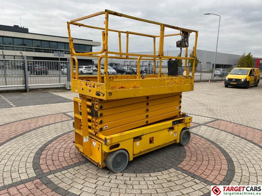 Haulotte Compact 14 Electric Scissor Work Lift 1385cm  - Platforma foarfeca: Foto 3 Haulotte Compact 14 Electric Scissor Work Lift 1385cm  - Platforma foarfeca: Foto 3