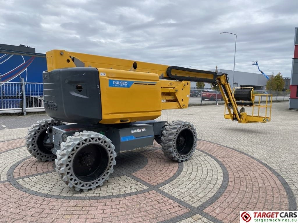 Haulotte HA20 LE Pro HyBrid Articulated 4x4x4 Lift 2076cm - Nacela articulata: Foto 3 Haulotte HA20 LE Pro HyBrid Articulated 4x4x4 Lift 2076cm - Nacela articulata: Foto 3