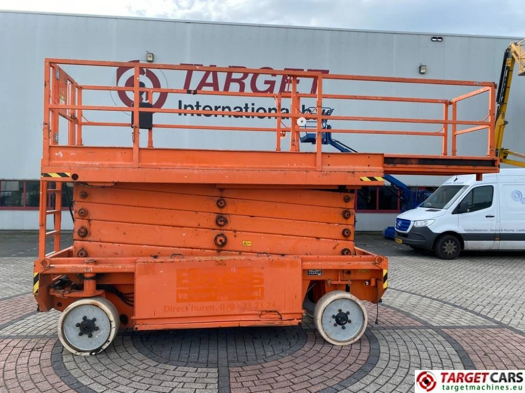 JLG 153-12 Liftlux Electric Scissor Work Lift 1730cm - Platforma foarfeca: Foto 5 JLG 153-12 Liftlux Electric Scissor Work Lift 1730cm - Platforma foarfeca: Foto 5