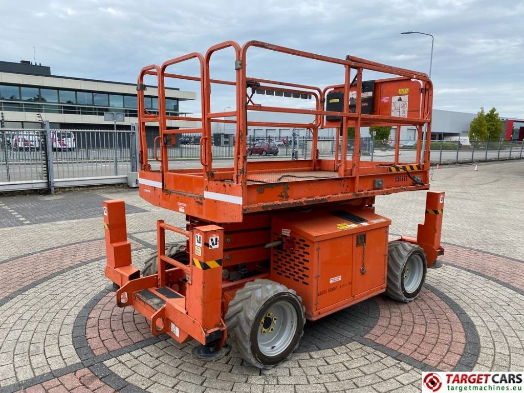 JLG 260MRT Diesel 4x4 Scissor Workj Lift 992cm - Platforma foarfeca: Foto 3 JLG 260MRT Diesel 4x4 Scissor Workj Lift 992cm - Platforma foarfeca: Foto 3