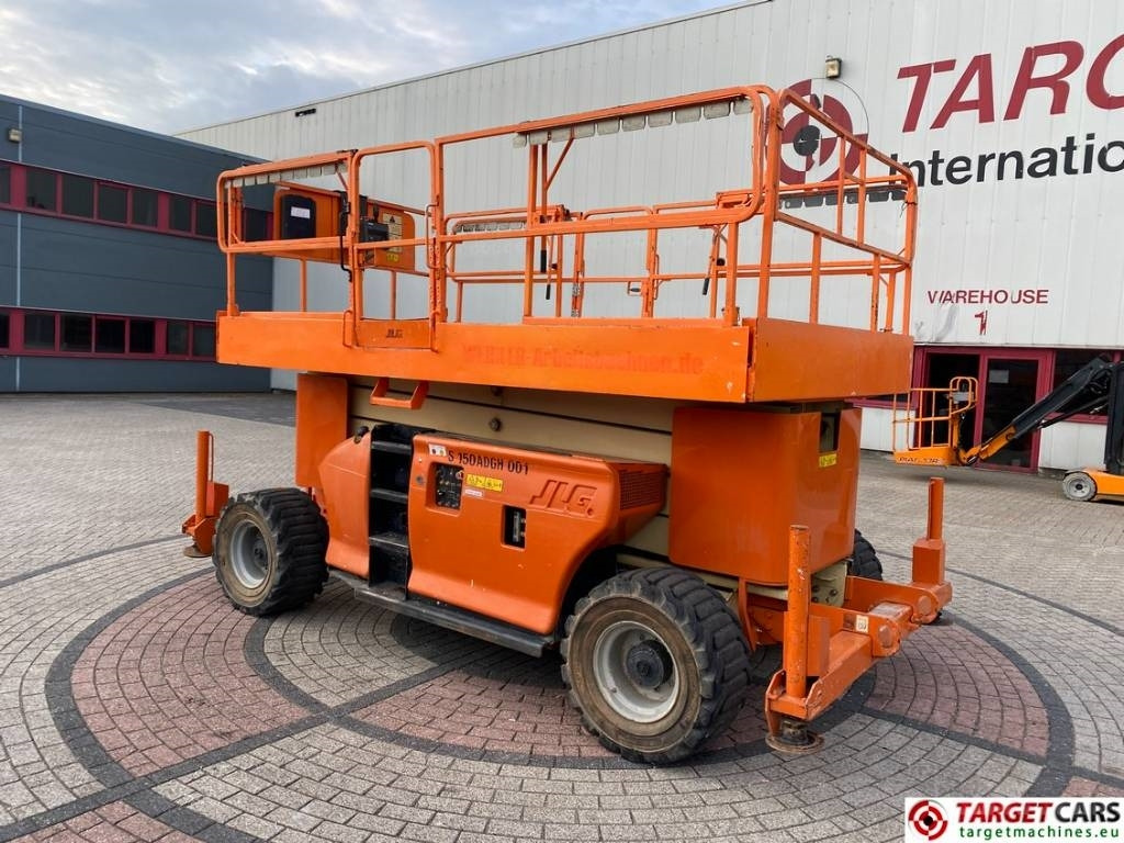 JLG 4394RT Diesel 4x4 Scissor Work Lift 1511cm - Platforma foarfeca: Foto 4 JLG 4394RT Diesel 4x4 Scissor Work Lift 1511cm - Platforma foarfeca: Foto 4