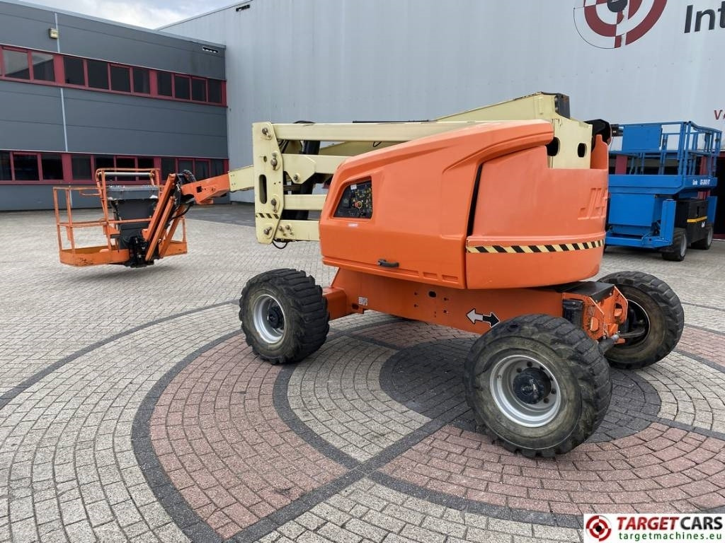 JLG 520AJ Articulated 4x4 Diesel Boom Work Lift 1800cm - Nacela articulata: Foto 4 JLG 520AJ Articulated 4x4 Diesel Boom Work Lift 1800cm - Nacela articulata: Foto 4