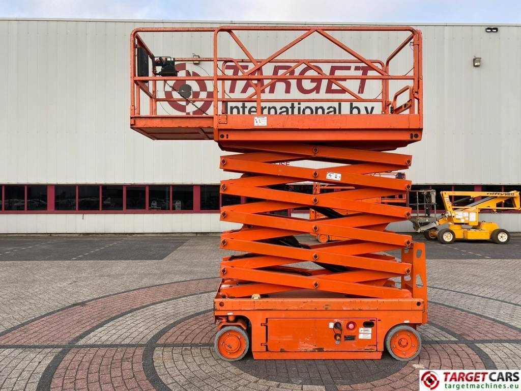 PB Lifttechnik S140-12EC Electric Scissor Work Lift 1380cm - Platforma foarfeca: Foto 5 PB Lifttechnik S140-12EC Electric Scissor Work Lift 1380cm - Platforma foarfeca: Foto 5