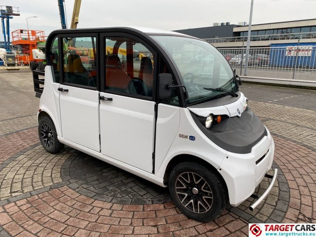 Polaris E4 Electric UTV Vehicle - Mașină de golf: Foto 3 Polaris E4 Electric UTV Vehicle - Mașină de golf: Foto 3