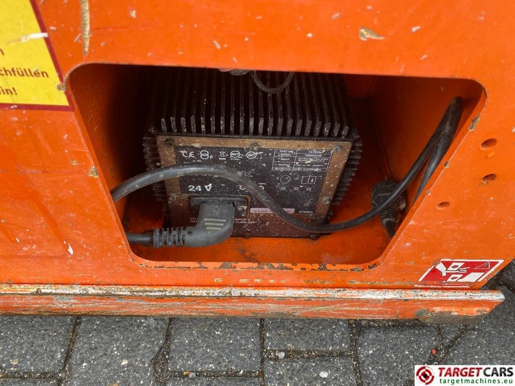 Platforma foarfeca SkyJack SJIII-4626 Electric 4626 Scissor Work Lift 990cm: Foto 27