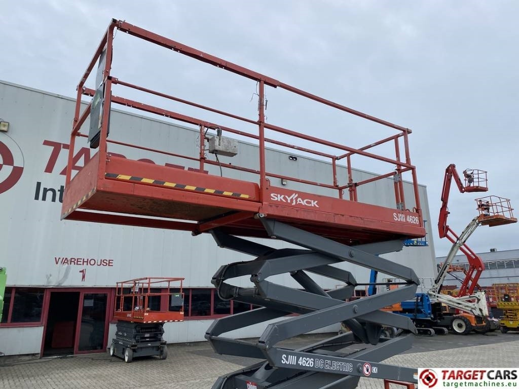Platforma foarfeca SkyJack SJIII-4626 Electric 4626 Scissor Work Lift 990cm: Foto 30