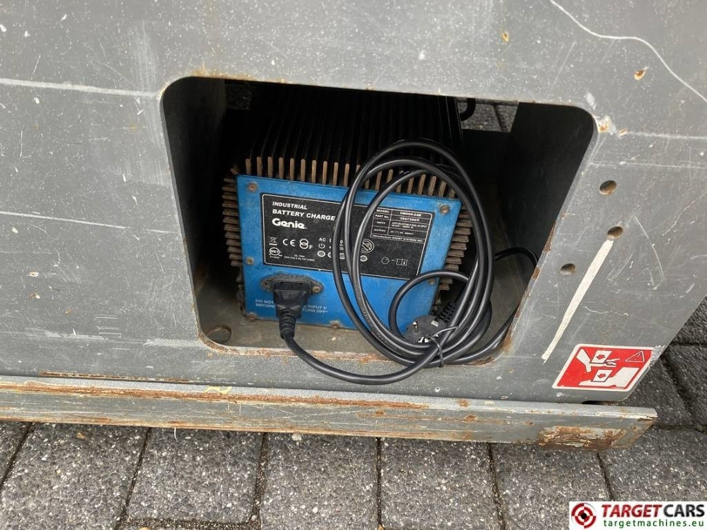 Platforma foarfeca SkyJack SJIII-4626 Electric 4626 Scissor Work Lift 990cm: Foto 15