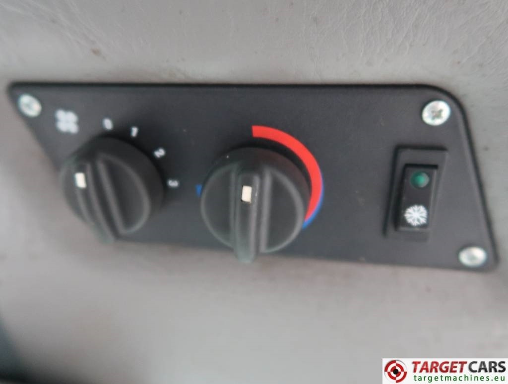 Maşină de tuns iarba Toro LT3340 3-Gang Hydro 4WD Cylinder Reel Mower: Foto 13