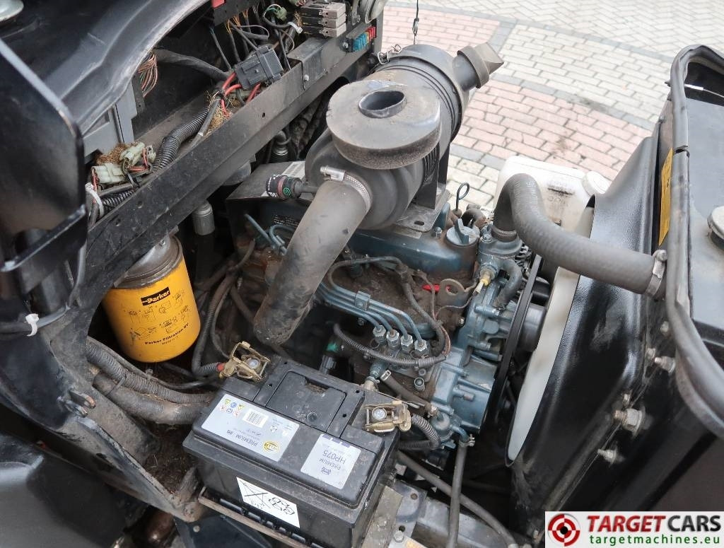 Maşină de tuns iarba Toro LT3340 3-Gang Hydro 4WD Cylinder Reel Mower: Foto 16