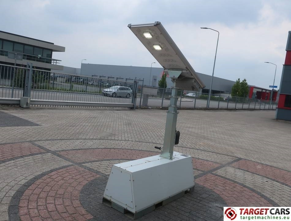 Trime X-Pole 2x25W Led Solar Tower Light - Turnul de iluminat: Foto 3 Trime X-Pole 2x25W Led Solar Tower Light - Turnul de iluminat: Foto 3