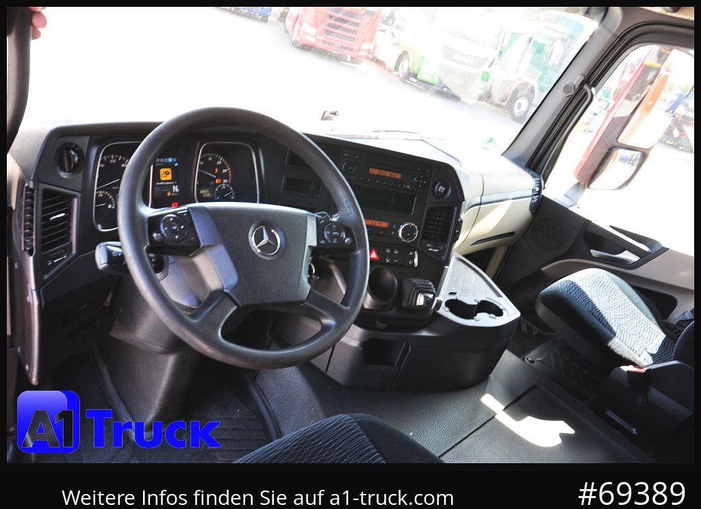MERCEDES-BENZ Actros 1832, Lowliner, 1 Vorbesitzer - Cap tractor: Foto 4 MERCEDES-BENZ Actros 1832, Lowliner, 1 Vorbesitzer - Cap tractor: Foto 4
