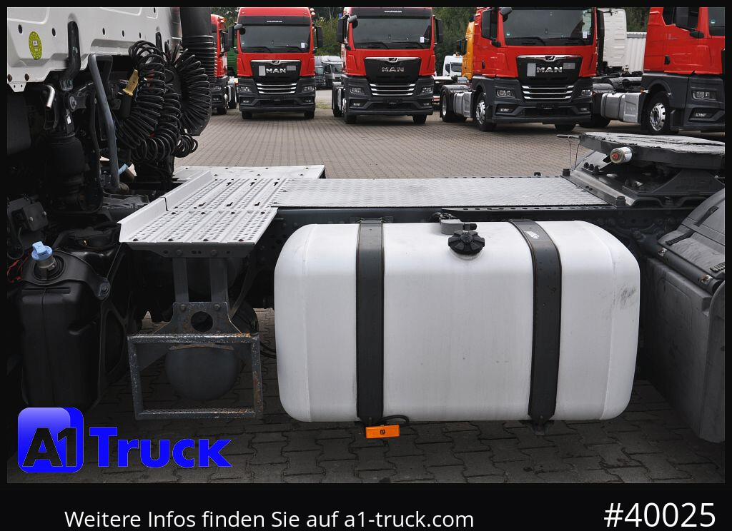 MERCEDES-BENZ Actros 1843, ADR, Standard SZM, Retarder, - Cap tractor: Foto 2 MERCEDES-BENZ Actros 1843, ADR, Standard SZM, Retarder, - Cap tractor: Foto 2