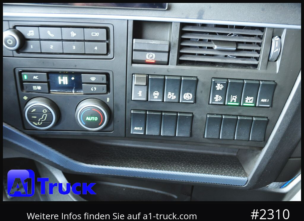 VOLVO FH 460 XL LNG Leder Navi Standlklima - Cap tractor: Foto 3 VOLVO FH 460 XL LNG Leder Navi Standlklima - Cap tractor: Foto 3