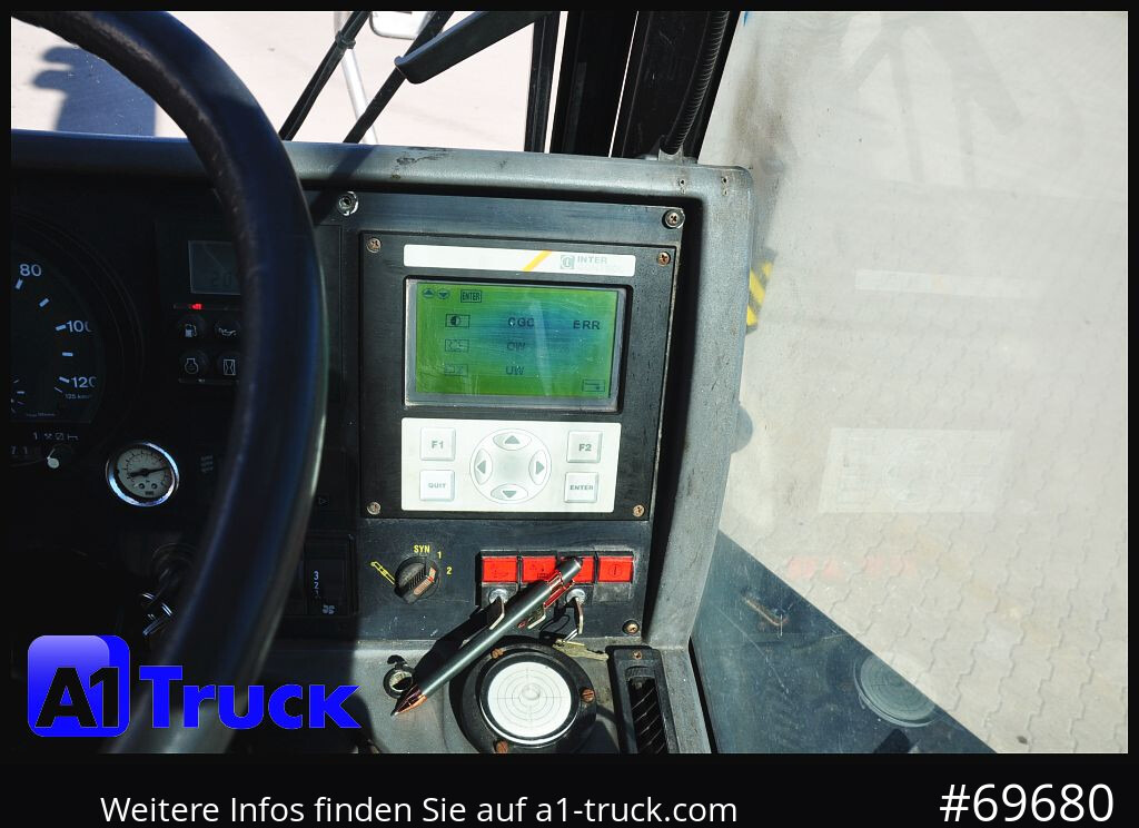 DEMAG AC 40-1 City, Mobilkran, Klappspitze, - Automacara: Foto 3 DEMAG AC 40-1 City, Mobilkran, Klappspitze, - Automacara: Foto 3