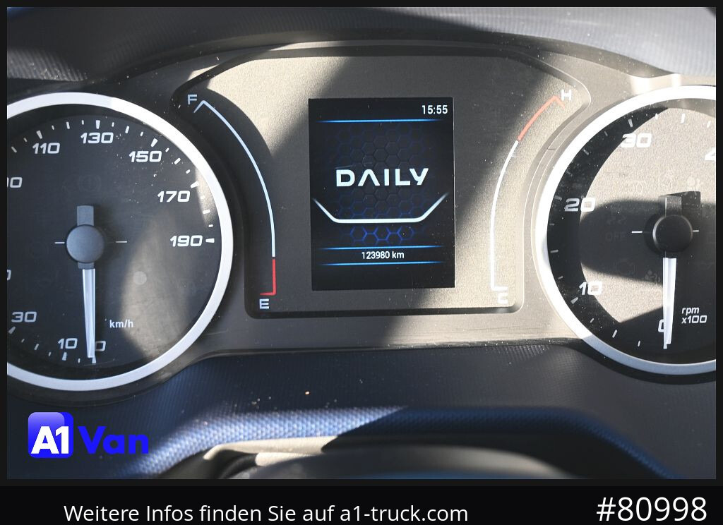 IVECO Daily 72C18 A8V Pritsche/Plane, Tempomat, AHK, Klima - Autoutilitară cu prelată: Foto 5 IVECO Daily 72C18 A8V Pritsche/Plane, Tempomat, AHK, Klima - Autoutilitară cu prelată: Foto 5