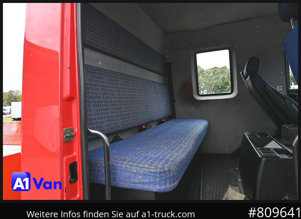 MAN MAN LE 8.180 Pritsche Doka, Automatik, AHK, 6-Sitzer - Autoutilitară cu platformă: Foto 3 MAN MAN LE 8.180 Pritsche Doka, Automatik, AHK, 6-Sitzer - Autoutilitară cu platformă: Foto 3