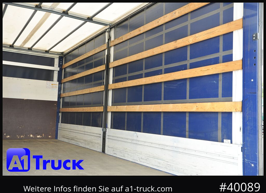 RENAULT D 240, 4x2, Ladebordwand, LBW, guter Zustand - Camion cu prelată: Foto 3 RENAULT D 240, 4x2, Ladebordwand, LBW, guter Zustand - Camion cu prelată: Foto 3