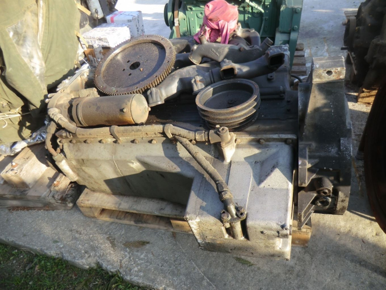 CUMMINS NHG-250 MOTORE USATO, IN SMONTAGGIO - Motor pentru Utilaje constructii: Foto 2 CUMMINS NHG-250 MOTORE USATO, IN SMONTAGGIO - Motor pentru Utilaje constructii: Foto 2