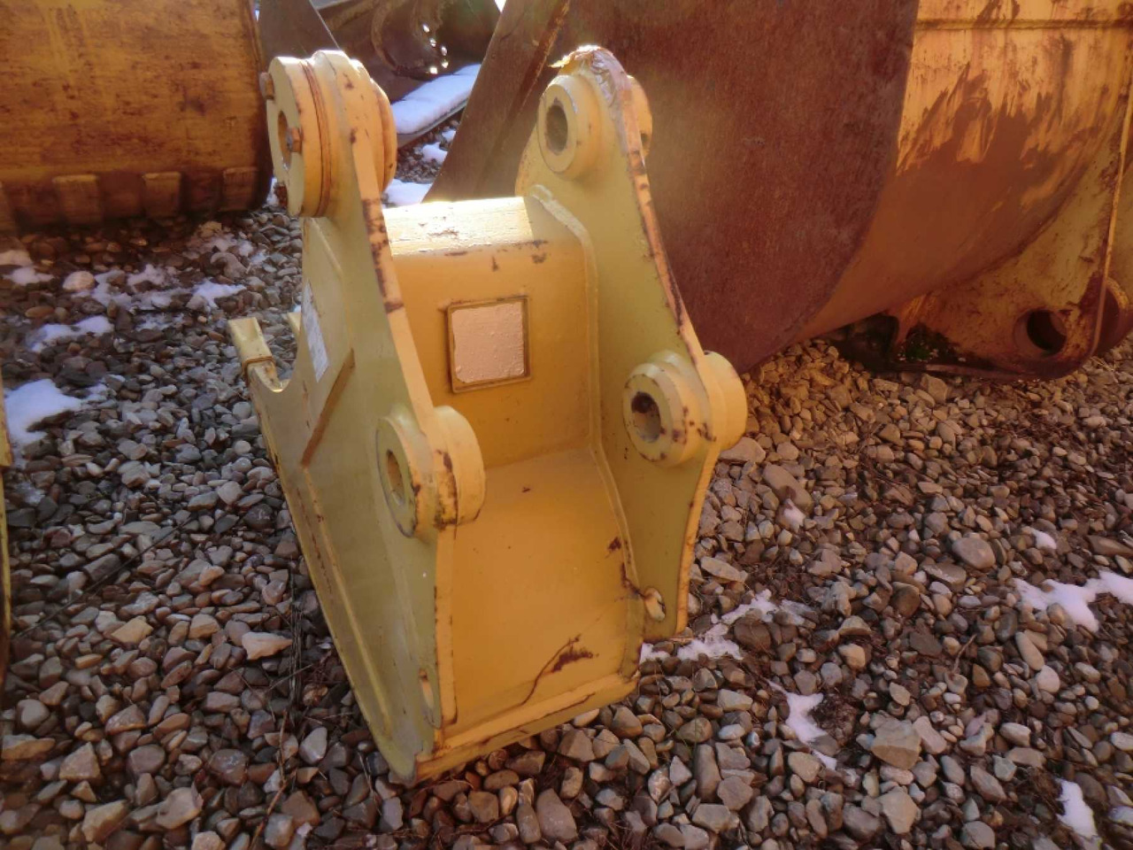 Caterpillar 307 Benna HD con denti, marca ROMEA, peso 200 kg, anno di costruzione 2004. Larghezza mm 300. - Cupă excavator: Foto 3 Caterpillar 307 Benna HD con denti, marca ROMEA, peso 200 kg, anno di costruzione 2004. Larghezza mm 300. - Cupă excavator: Foto 3