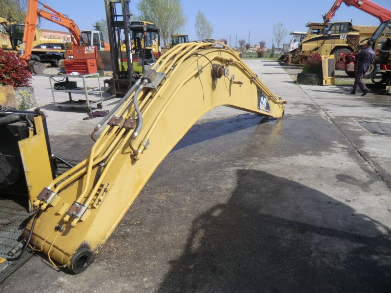 Caterpillar 317B LN Braccio con perni - Braț pentru Utilaje constructii: Foto 1 Caterpillar 317B LN Braccio con perni - Braț pentru Utilaje constructii: Foto 1