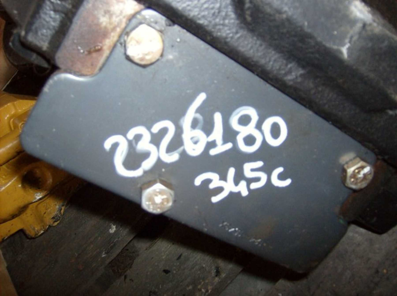 Caterpillar 345C MOTORI DI TRASLAZIONI NUOVI. - Transmisie finală pentru Utilaje constructii: Foto 4 Caterpillar 345C MOTORI DI TRASLAZIONI NUOVI. - Transmisie finală pentru Utilaje constructii: Foto 4