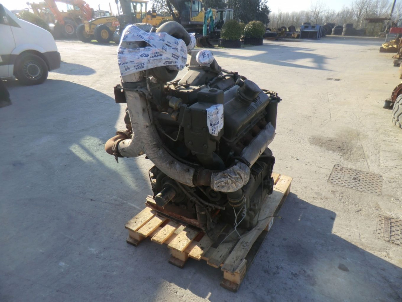 DETROIT DIESEL 8V53 MOTORE MARINO USATO COMPLETO DI TURBO E MOTORINO DI AVVIAMENTO. - Motor pentru Utilaje constructii: Foto 1 DETROIT DIESEL 8V53 MOTORE MARINO USATO COMPLETO DI TURBO E MOTORINO DI AVVIAMENTO. - Motor pentru Utilaje constructii: Foto 1