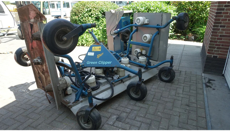 Green Clipper 4 meter elektrische maaier met aggregaat aftakas aangedreven - Ataşament pentru Utilaje agricole: Foto 2 Green Clipper 4 meter elektrische maaier met aggregaat aftakas aangedreven - Ataşament pentru Utilaje agricole: Foto 2