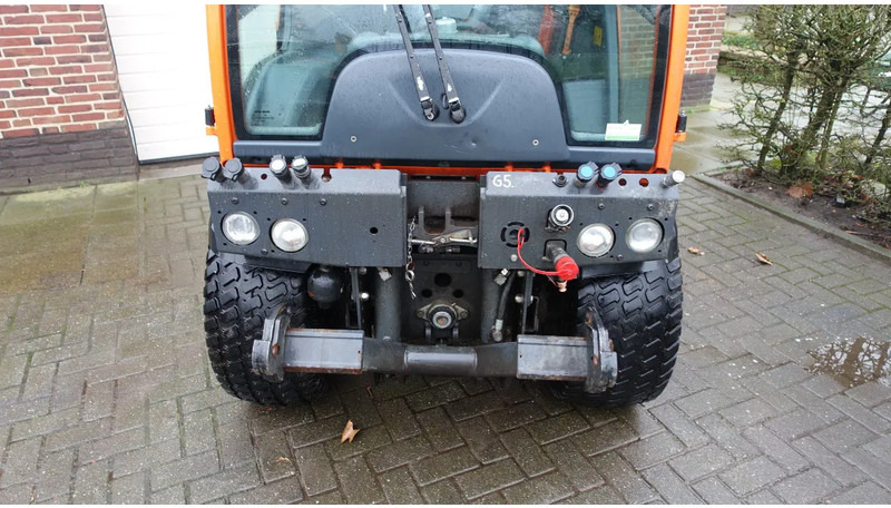 Holder C270 - Tractor agricol: Foto 2 Holder C270 - Tractor agricol: Foto 2