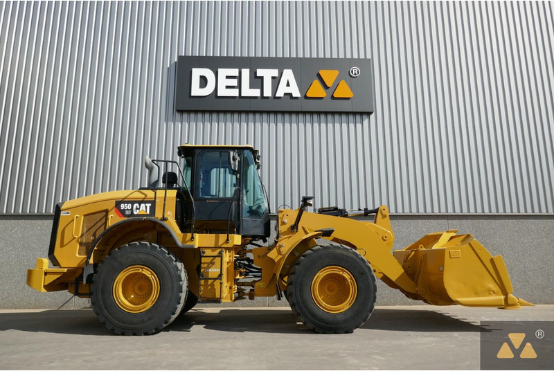 Caterpillar 950GC - Încărcător frontal pe pneuri: Foto 2 Caterpillar 950GC - Încărcător frontal pe pneuri: Foto 2