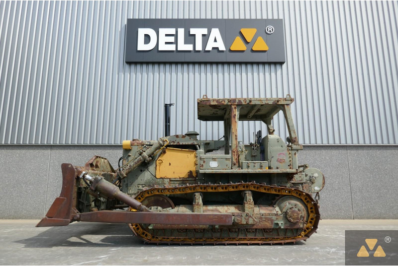 Caterpillar D7F Ex-army - Buldozer: Foto 1 Caterpillar D7F Ex-army - Buldozer: Foto 1