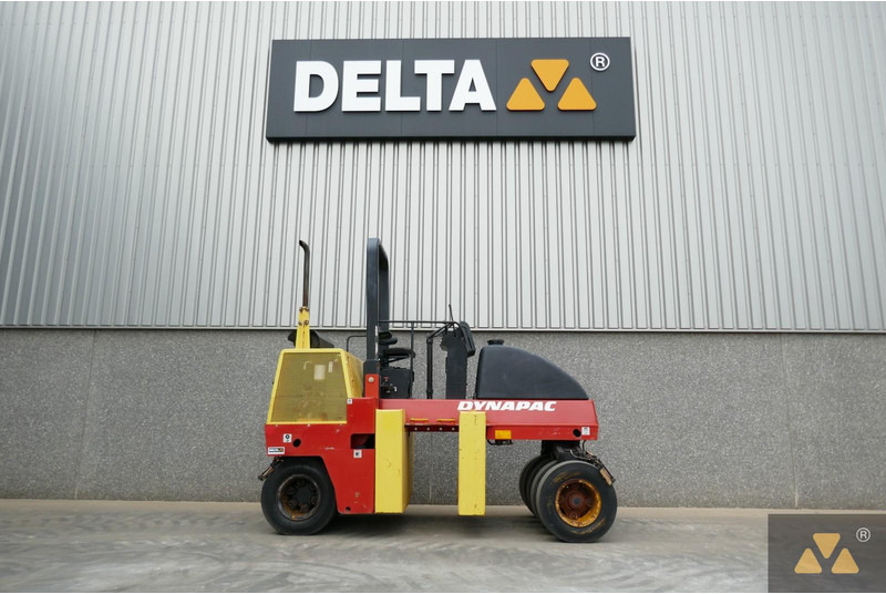 Dynapac CP142 - Compactor cu pneuri: Foto 2 Dynapac CP142 - Compactor cu pneuri: Foto 2