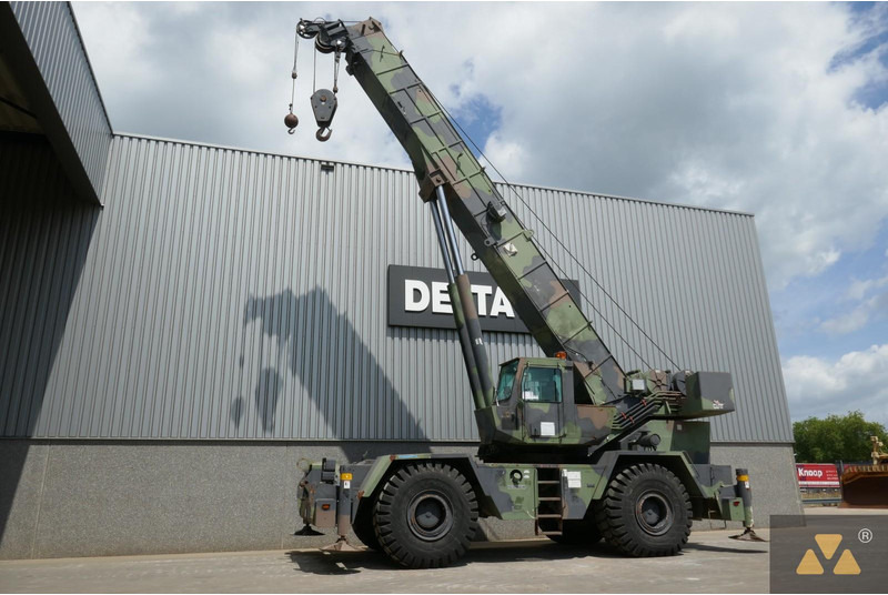 Grove RT875 Ex- - Macara pentru teren accidentat: Foto 4 Grove RT875 Ex- - Macara pentru teren accidentat: Foto 4