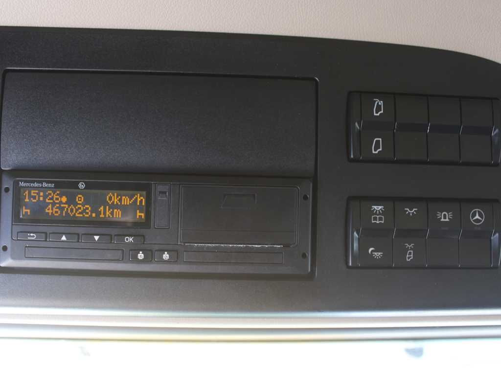 Cap tractor Mercedes-Benz Actros 1848, EURO 6, NAVIGATION, GIGA SPACE Mercedes-Benz Actros 1848, EURO 6, NAVIGATION, GIGA SPACE: Foto 15
