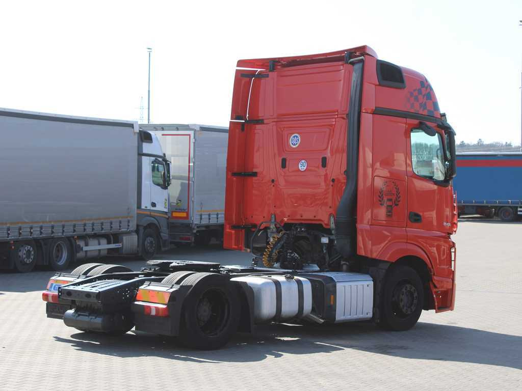 Mercedes-Benz Actros 1848 GIGA SPACE, EURO 6, LOWDECK - Cap tractor: Foto 2 Mercedes-Benz Actros 1848 GIGA SPACE, EURO 6, LOWDECK - Cap tractor: Foto 2
