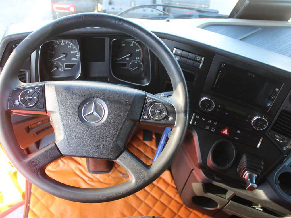 Cap tractor Mercedes-Benz Actros 1848 GIGA SPACE, EURO 6, LOWDECK: Foto 9 Cap tractor Mercedes-Benz Actros 1848 GIGA SPACE, EURO 6, LOWDECK: Foto 9