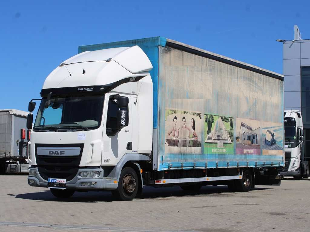 DAF EURO 6 - Camion platformă: Foto 1 DAF EURO 6 - Camion platformă: Foto 1