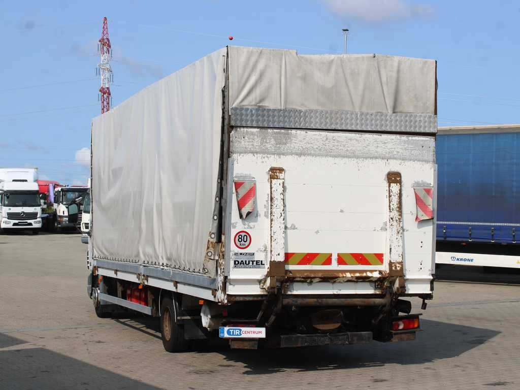 DAF FA LF 45.220, EURO 3, SIDEWALLS, TAIL LIFT - Camion cu prelată: Foto 4 DAF FA LF 45.220, EURO 3, SIDEWALLS, TAIL LIFT - Camion cu prelată: Foto 4