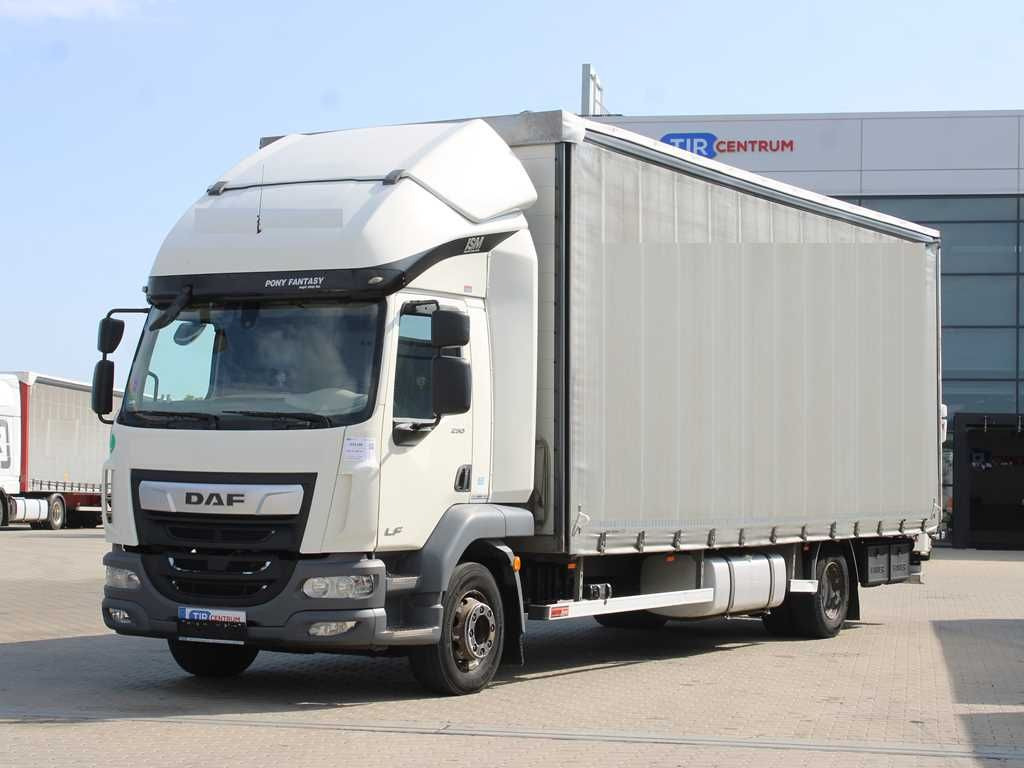 DAF LF 290 FA , EURO 6, SLEEPING CABIN - Camion cu prelată: Foto 1 DAF LF 290 FA , EURO 6, SLEEPING CABIN - Camion cu prelată: Foto 1
